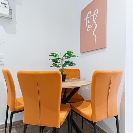 Cost Effective City Life 1Br In Classic Building เวียนนา ภายนอก รูปภาพ