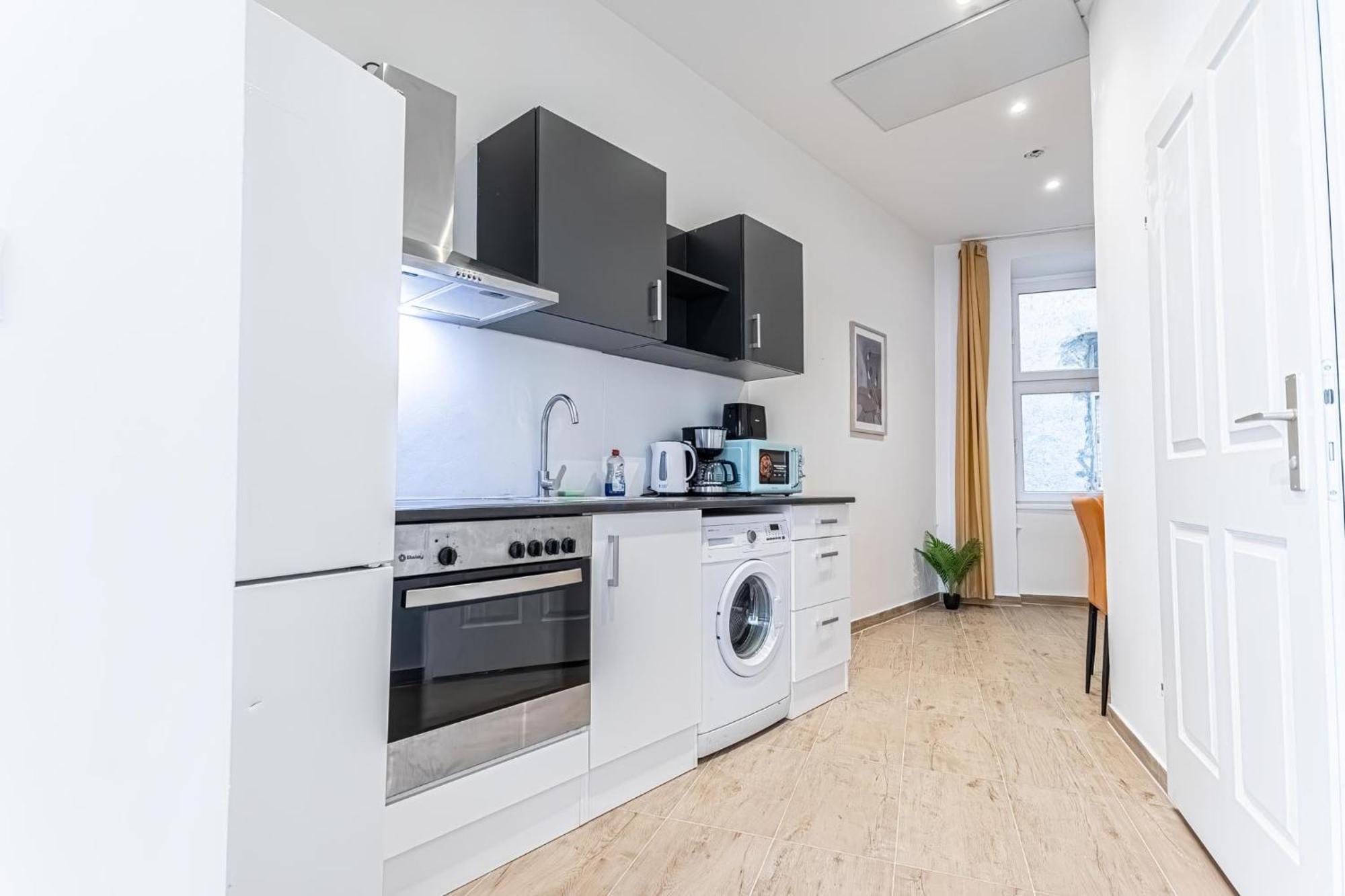 Cost Effective City Life 1Br In Classic Building เวียนนา ภายนอก รูปภาพ